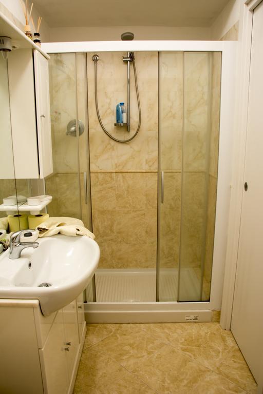 Mare Apartment Follonica Phòng bức ảnh